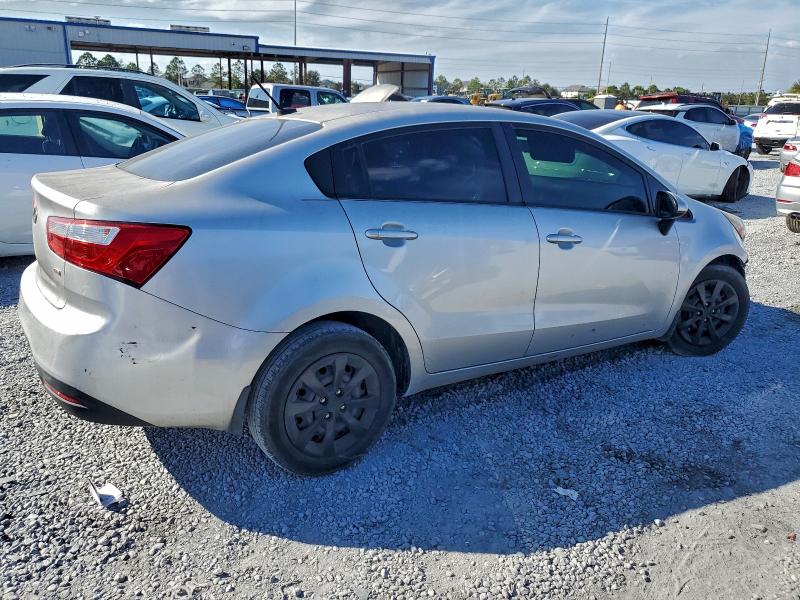 Photo 3 from auction – 2014 KIA RIO LX with VIN KNADM4A38E6356834