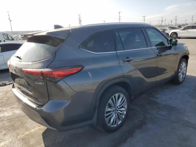 Foto 3 de la subasta – 2023 TOYOTA HIGHLANDER con VIN 5TDEBRCHXPS123544