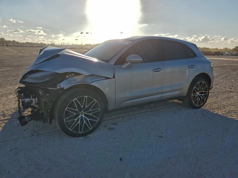 PORSCHE MACAN BASE 2023 with VIN WP1AA2A50PLB02543 - Photo from auction