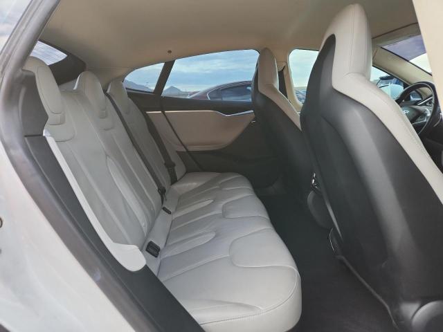 Photo 10 from auction – 2013 TESLA MODEL S with VIN 5YJSA1CG7DFP24649