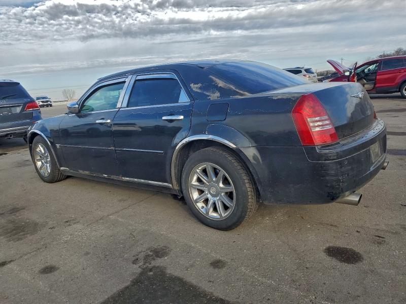 Photo 2 from auction – 2005 CHRYSLER 300C with VIN 2C3AA63H65H522757