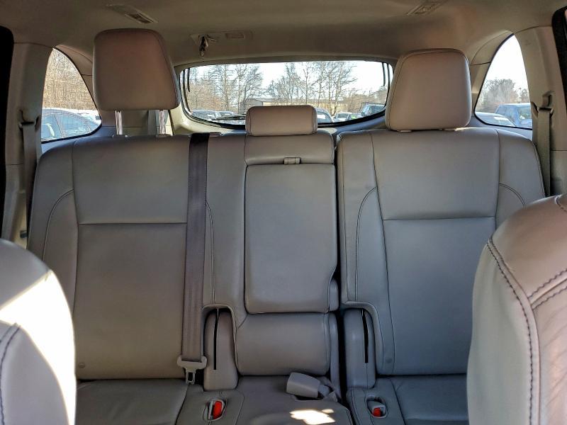 Photo 10 from auction – 2015 TOYOTA HIGHLANDER with VIN 5TDJKRFH3FS185067