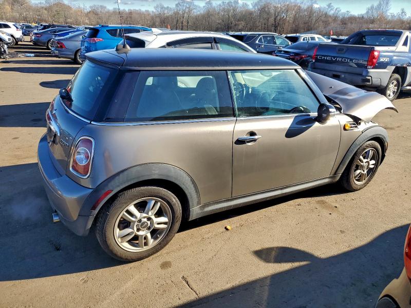 Photo 3 from auction – 2012 MINI COOPER with VIN WMWSU3C53CT541128