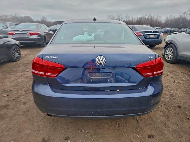 Photo 6 from auction – 2015 VOLKSWAGEN PASSAT S with VIN 1VWAT7A30FC071006