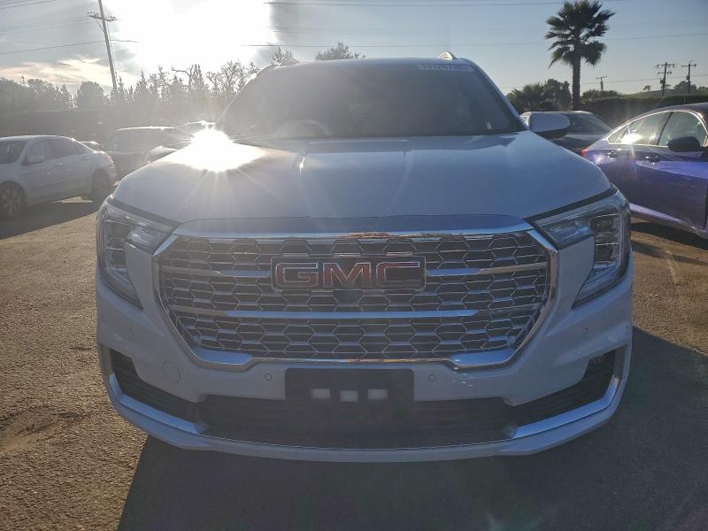 Photo 5 from auction – 2024 GMC TERRAIN DE with VIN 3GKALXEG5RL400599