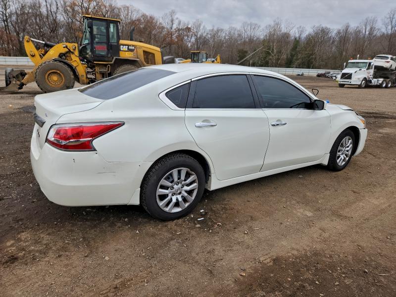Photo 3 from auction – 2015 NISSAN ALTIMA 2.5 with VIN 1N4AL3AP5FC134296