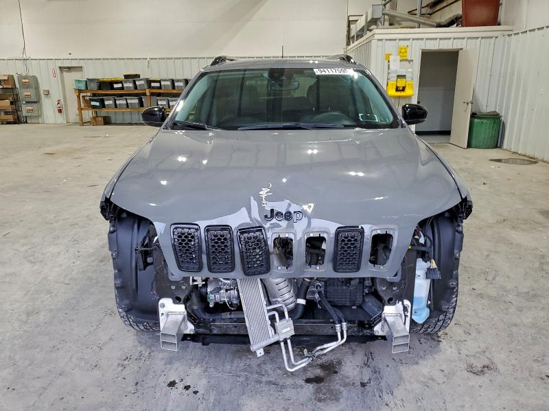 Photo 5 from auction – 2023 JEEP CHEROKEE A with VIN 1C4PJMMB2PD100621
