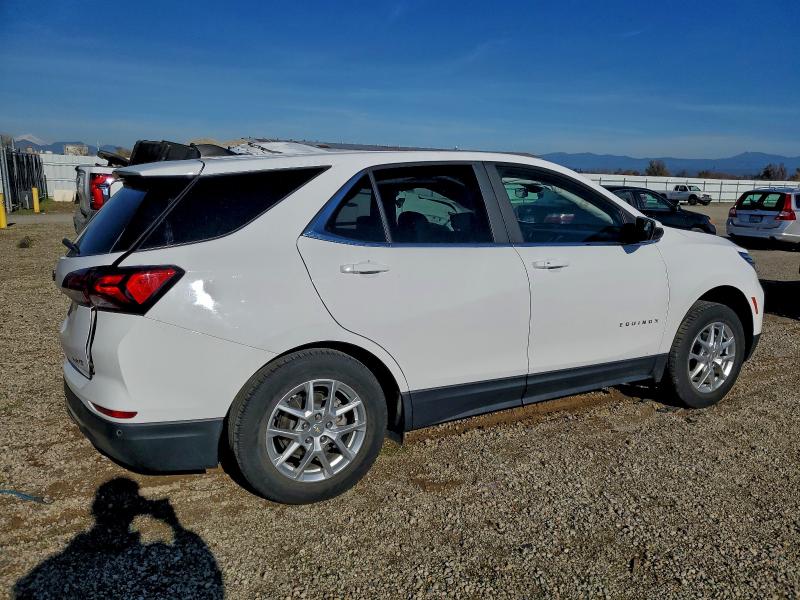 Photo 3 from auction – 2022 CHEVROLET EQUINOX LT with VIN 3GNAXTEV7NL134138