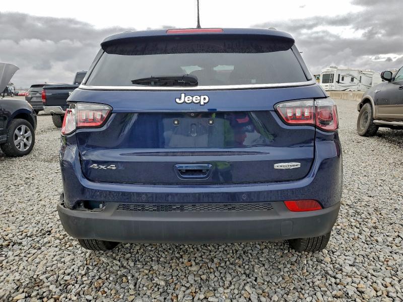 Photo 6 from auction – 2018 JEEP COMPASS LA with VIN 3C4NJDBB9JT154560