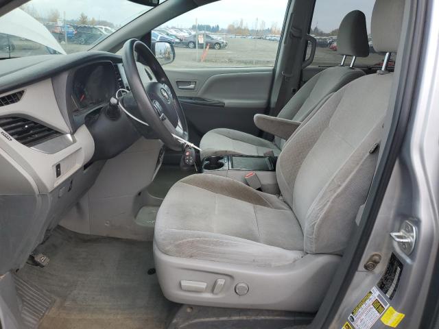 Photo 7 from auction – 2017 TOYOTA SIENNA LE with VIN 5TDKZ3DC5HS876754