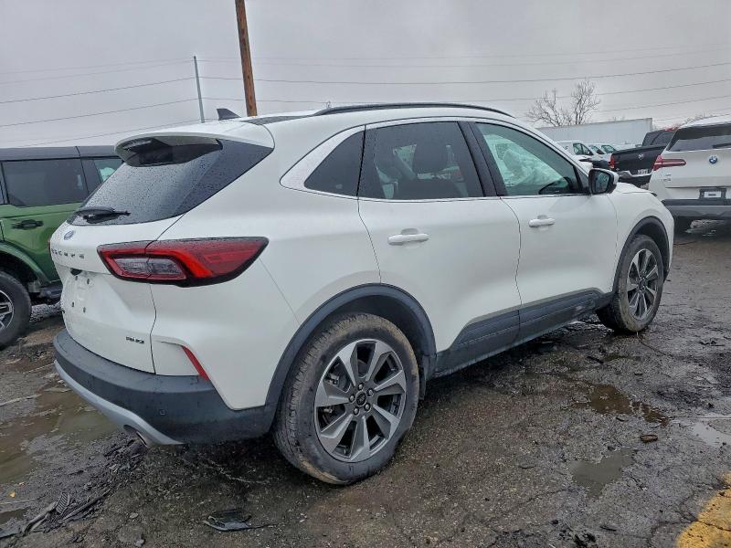 Photo 3 from auction – 2025 FORD ESCAPE PLA with VIN 1FMCU9JAXSUA28229