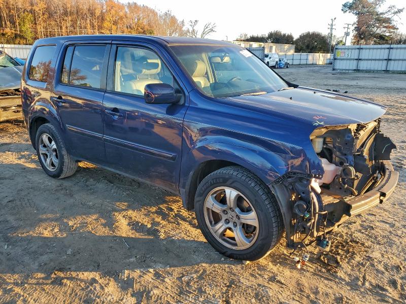 Foto 4 de la subasta – 2015 HONDA PILOT EXL con VIN 5FNYF3H50FB028989