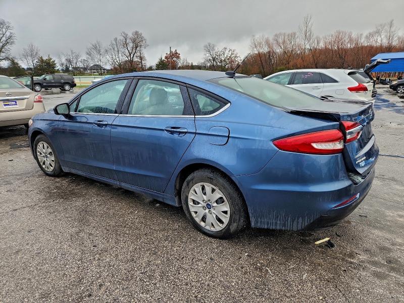 Photo 2 from auction – 2019 FORD FUSION S with VIN 3FA6P0G7XKR275229
