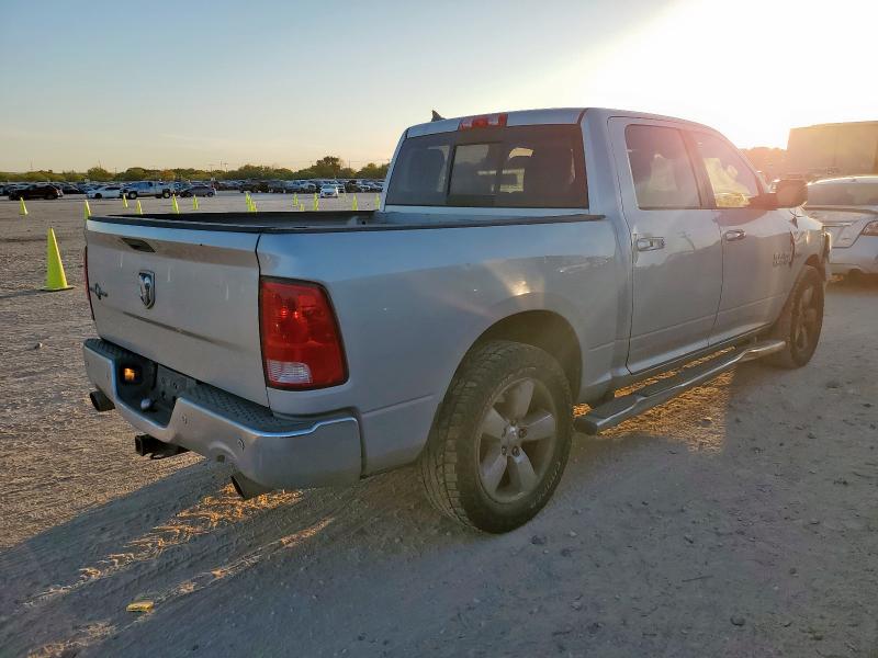 Photo 3 from auction – 2015 RAM 1500 SLT with VIN 1C6RR6LT5FS729332