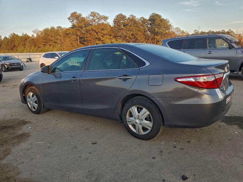 Photo 2 from auction – 2015 TOYOTA CAMRY LE with VIN 4T1BF1FK8FU943448