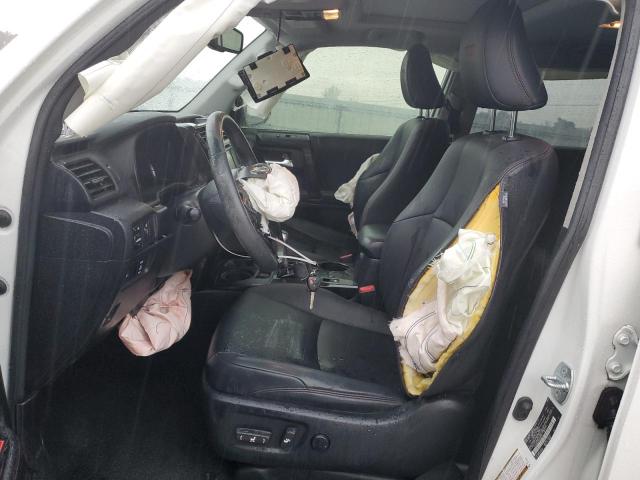 Photo 7 from auction – 2019 TOYOTA 4RUNNER SR with VIN JTEBU5JR5K5632775