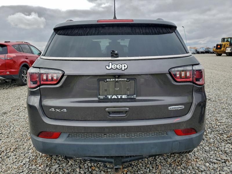 Photo 6 from auction – 2017 JEEP COMPASS with VIN 3C4NJDBBXHT692971