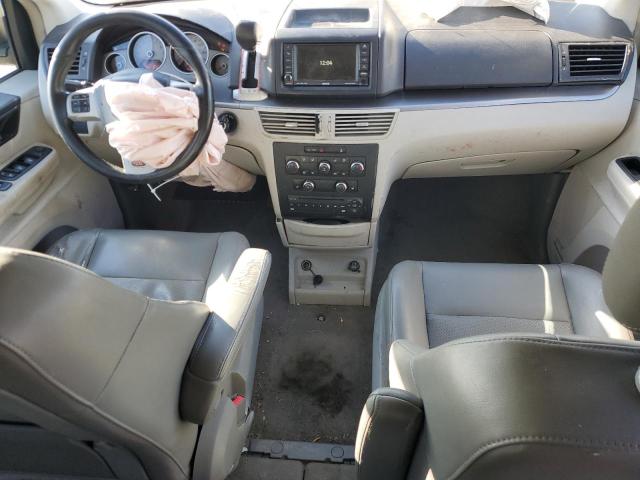 Photo 8 from auction – 2011 VOLKSWAGEN ROUTAN SE with VIN 2V4RW3DG7BR740318
