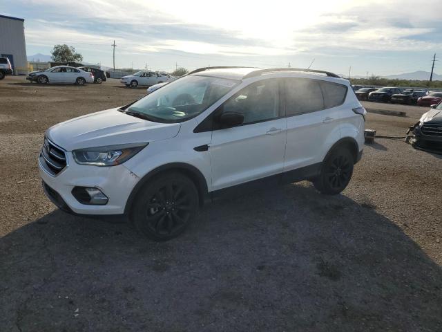 FORD ESCAPE SE 2018 with VIN 1FMCU9GD5JUB42008 - Photo from auction