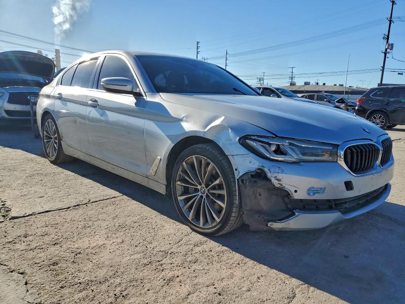 Photo 4 from auction – 2021 BMW 530E with VIN WBA13AG01MCF54742