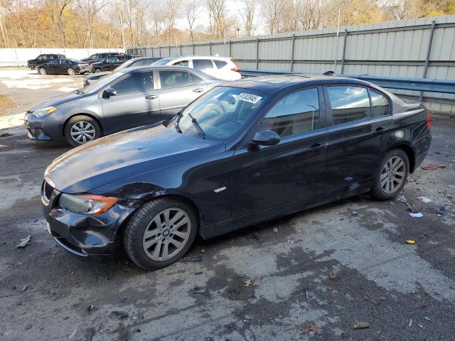 BMW 328 I 2007 with VIN WBAVA33567P140371 - Photo from auction