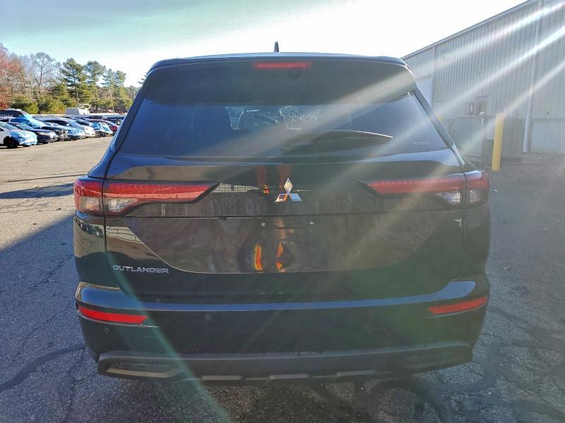 Photo 6 from auction – 2022 MITSUBISHI OUTLANDER with VIN JA4J4TA89NZ073248