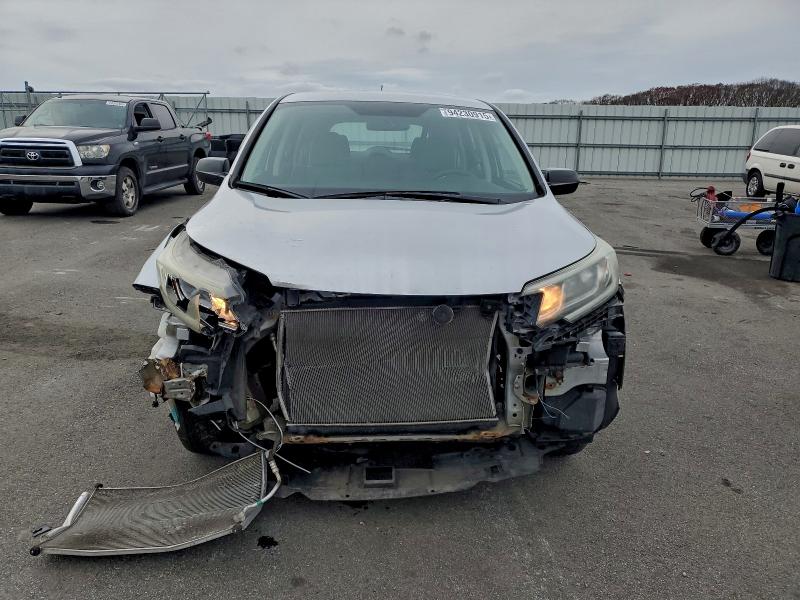 Photo 5 from auction – 2015 HONDA CR-V LX with VIN 5J6RM4H32FL067380