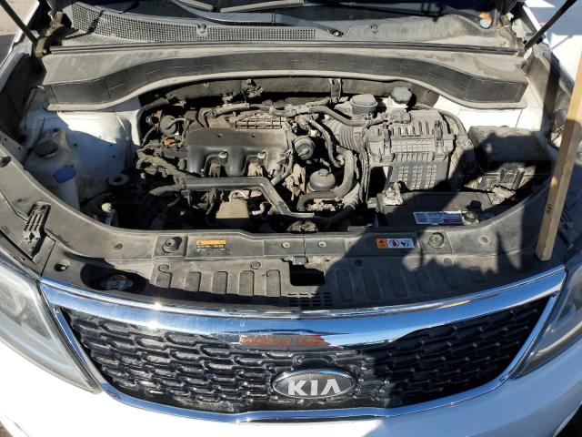 Photo 11 from auction – 2014 KIA SORENTO LX with VIN 5XYKTDA7XEG452901