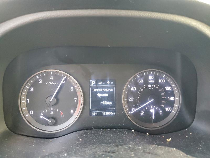 Photo 9 from auction – 2016 HYUNDAI TUCSON with VIN KM8J33A41GU088280