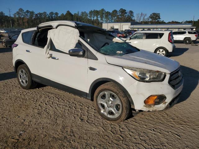 Photo 4 from auction – 2017 FORD ESCAPE S with VIN 1FMCU0F70HUE00811