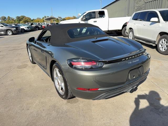 Photo 3 from auction – 2024 PORSCHE BOXSTER BA with VIN WP0CA2A8XRK205210