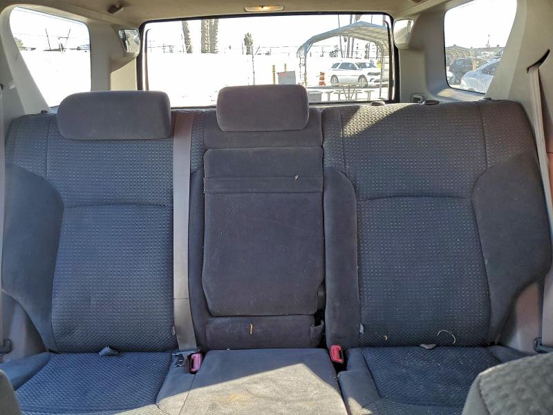 Photo 10 from auction – 2003 TOYOTA 4RUNNER SR with VIN JTEZU14R930002601