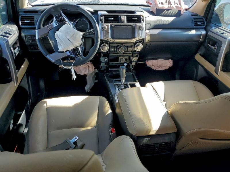 Photo 8 from auction – 2019 TOYOTA 4RUNNER SR with VIN JTEZU5JR2K5208596