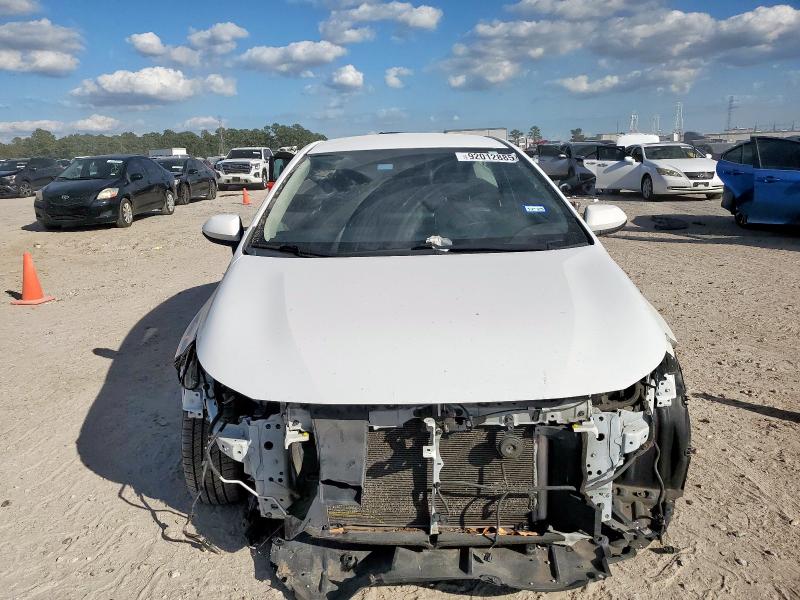 Photo 5 from auction – 2021 TOYOTA COROLLA LE with VIN 5YFEPMAE8MP209369