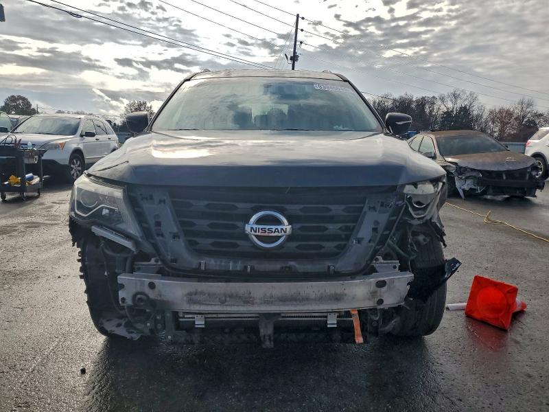 Photo 5 from auction – 2017 NISSAN PATHFINDER with VIN 5N1DR2MN8HC685766
