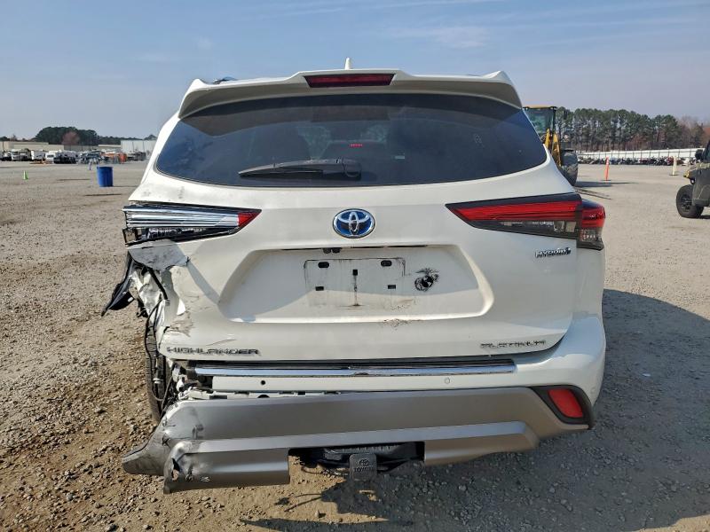 Photo 6 from auction – 2020 TOYOTA HIGHLANDER with VIN 5TDFARAHXLS003408