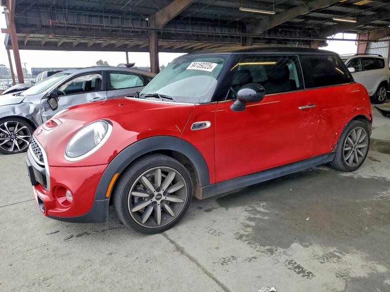 MINI COOPER 2019 with VIN WMWXP7C55K2A54413 - Photo from auction