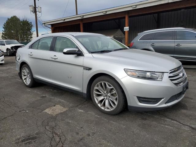 Photo 4 from auction – 2015 FORD TAURUS LIM with VIN 1FAHP2F90FG159414