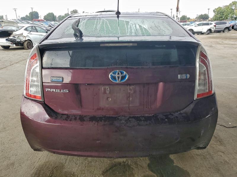 Photo 6 from auction – 2013 TOYOTA PRIUS with VIN JTDKN3DU4D5577695