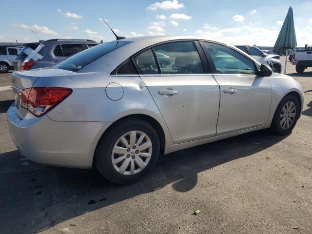 Photo 3 from auction – 2011 CHEVROLET CRUZE LS with VIN 1G1PC5SH1B7206002