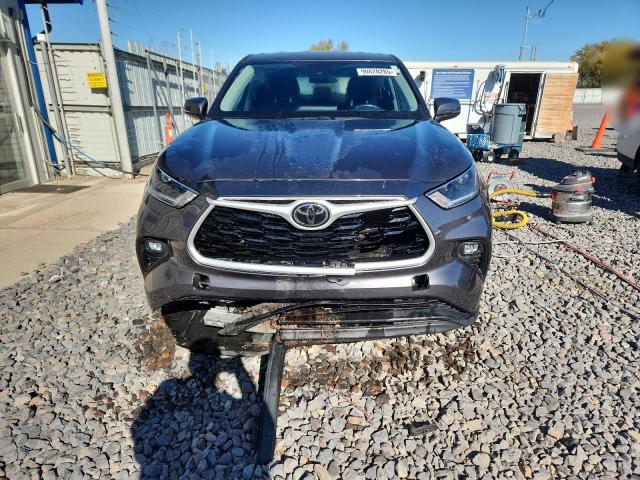 Photo 5 from auction – 2021 TOYOTA HIGHLANDER with VIN 5TDBZRBH5MS086267