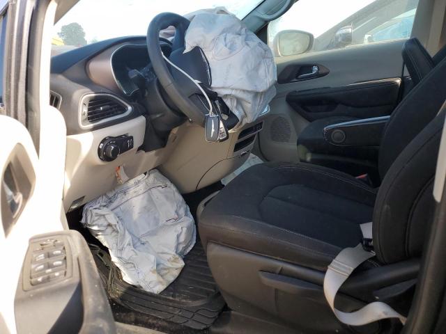 Photo 7 from auction – 2020 CHRYSLER VOYAGER L with VIN 2C4RC1AG4LR232739