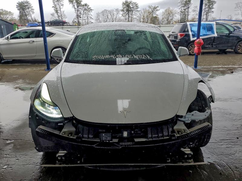 Photo 5 from auction – 2019 TESLA MODEL 3 with VIN 5YJ3E1EB3KF487309