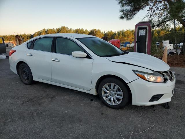 Photo 4 from auction – 2016 NISSAN ALTIMA 2.5 with VIN 1N4AL3AP3GN309652