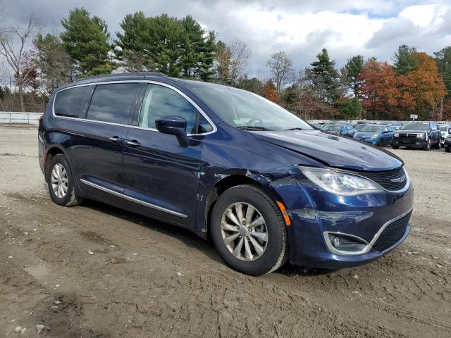 Photo 4 from auction – 2017 CHRYSLER PACIFICA T with VIN 2C4RC1BG3HR524775