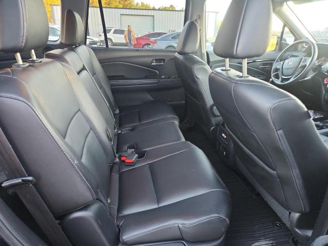 Photo 11 from auction – 2016 HONDA PILOT TOUR with VIN 5FNYF5H95GB043214