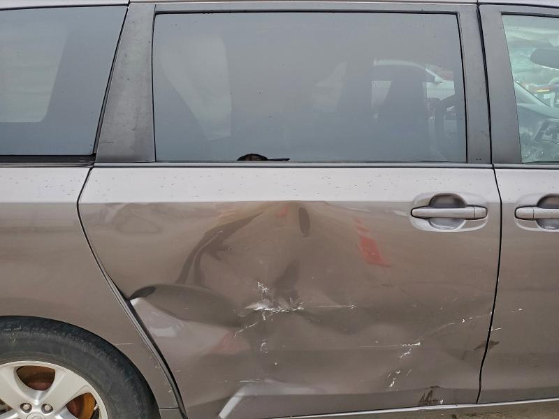 Photo 11 from auction – 2012 TOYOTA SIENNA LE with VIN 5TDKK3DC2CS218211