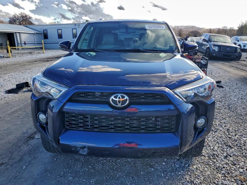 Photo 5 from auction – 2017 TOYOTA 4RUNNER SR with VIN JTEBU5JR2H5423521