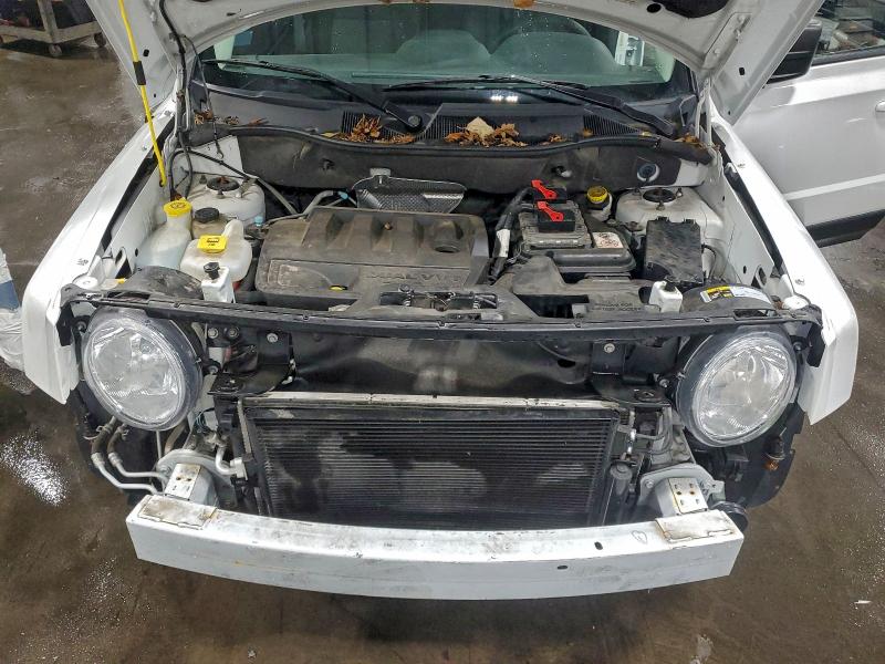 Photo 11 from auction – 2014 JEEP PATRIOT SP with VIN 1C4NJPBB3ED744881