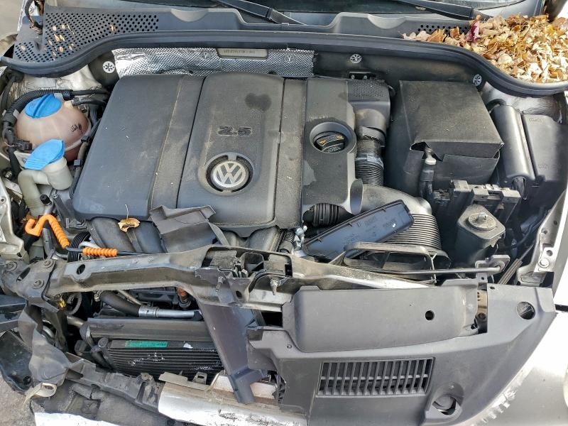 Photo 11 from auction – 2012 VOLKSWAGEN BEETLE with VIN 3VWJP7AT7CM659001